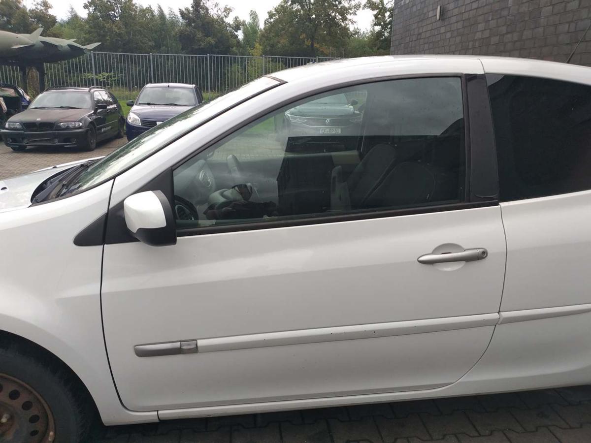 Renault Clio 3 original Tür vorn links OV369 Weiß 3-Türer Rohbau Bj.2009